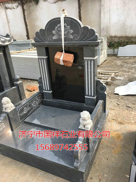 墓碑墓群